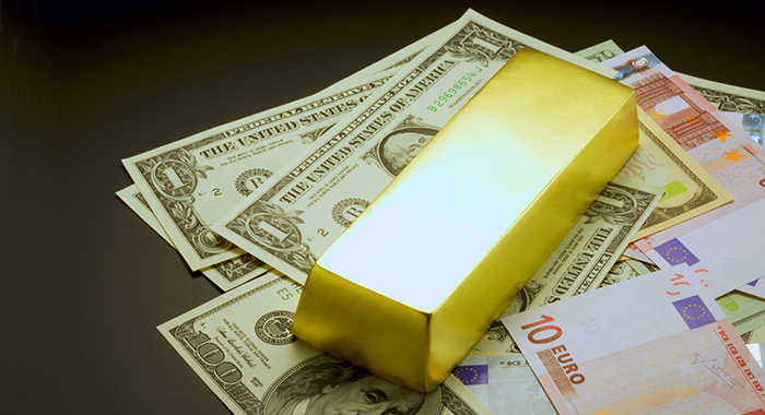 KRAJ JEDNE IGRE - ZLATO POTISKUJE DOLAR