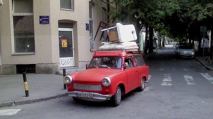 KAKO JE BITI IZBEGLICA U RODNOM GRADU