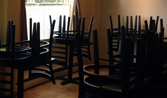 STOLICE_NA_ASTALE-Demokratska stranka od najjače opozicione stranke preko vladajuće do raspada