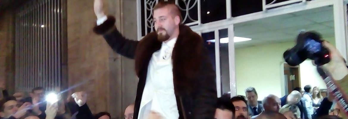 Fotoreportaža-Predaja potpisa za kandidaturu liste Ljubiša Preletačević Beli